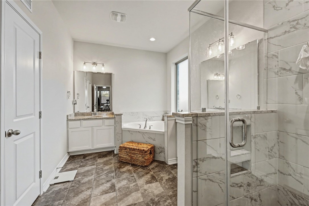 7934 Krypton Dr Property Photo 28