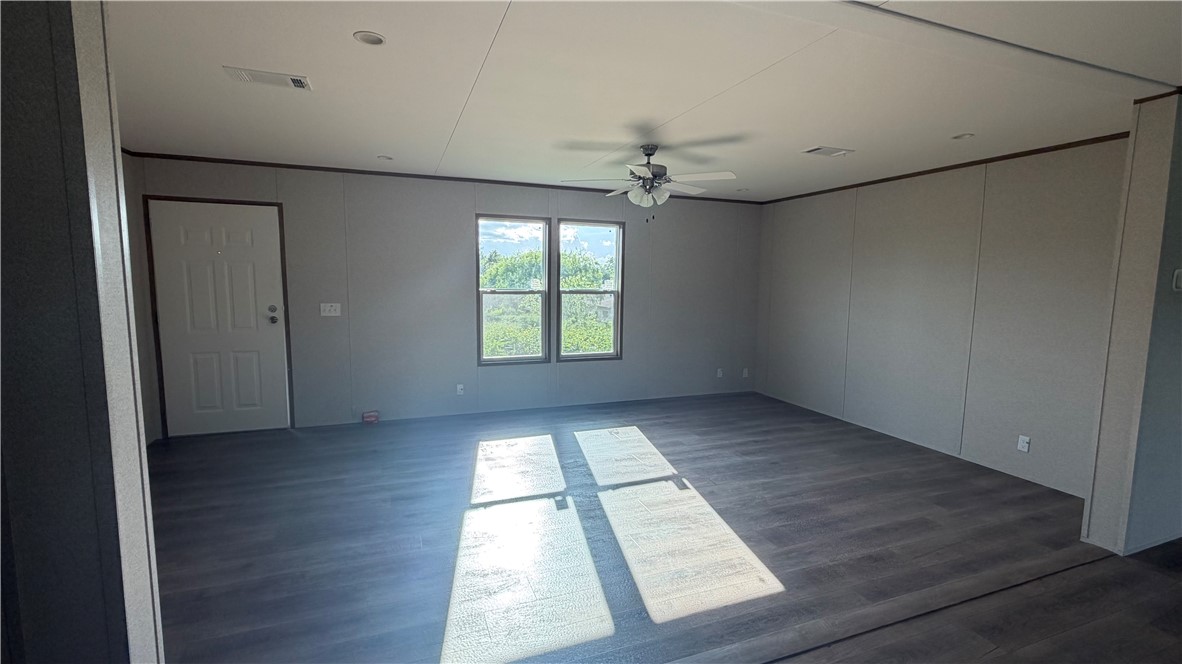 477751 Property Photo 2
