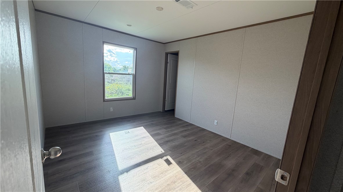 477751 Property Photo 6