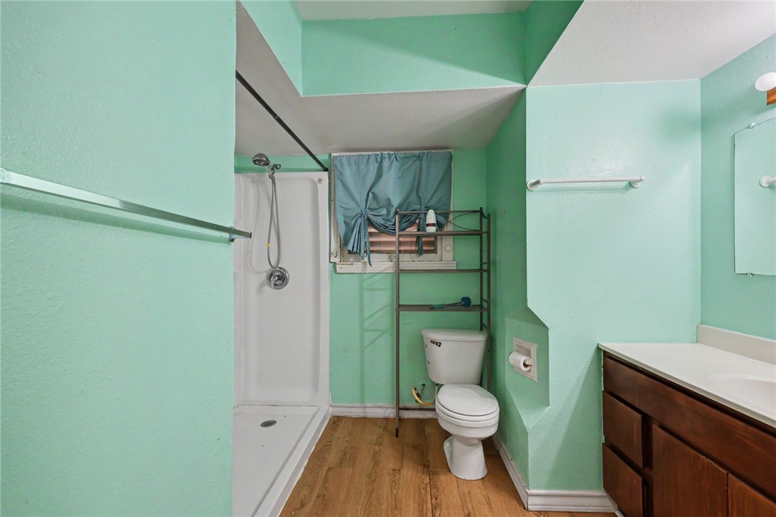 3926 Redwood St Property Photo 13