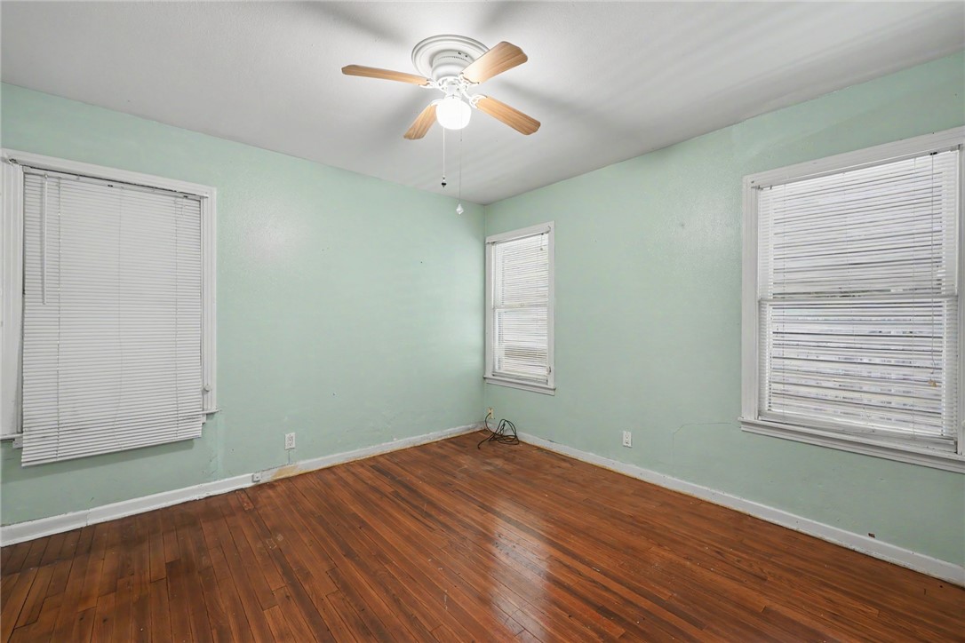 3926 Redwood St Property Photo 15