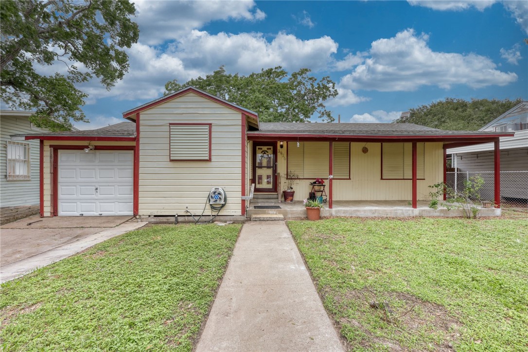 3926 Redwood St Property Photo 18