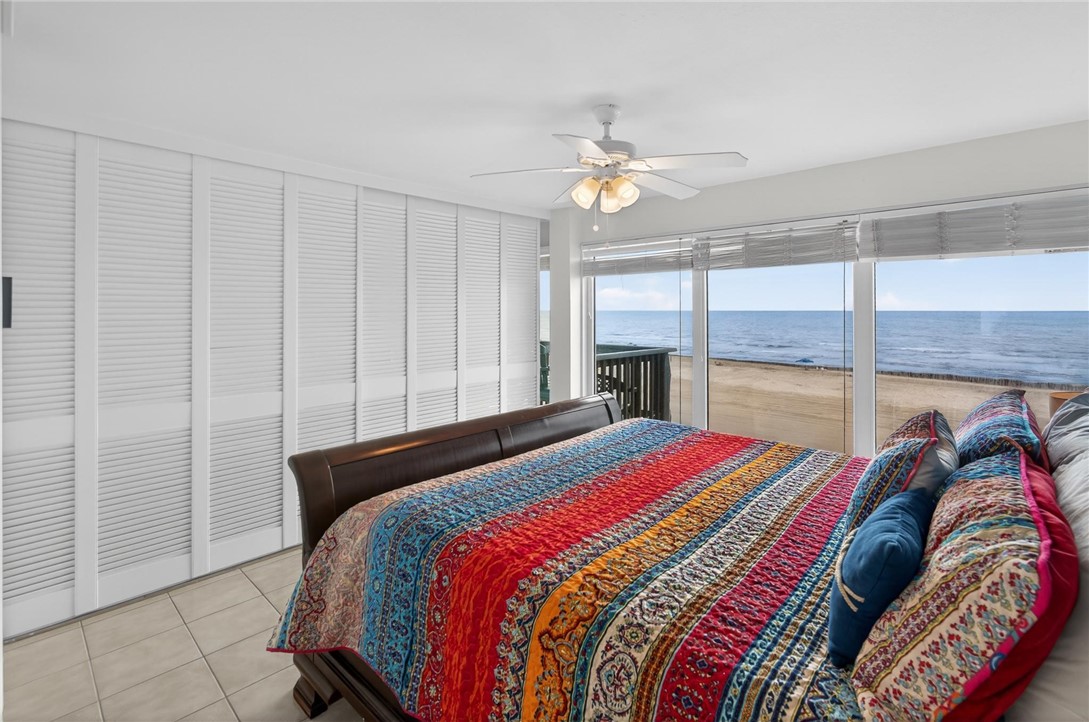 14810 Windward Dr 417 Property Photo 25