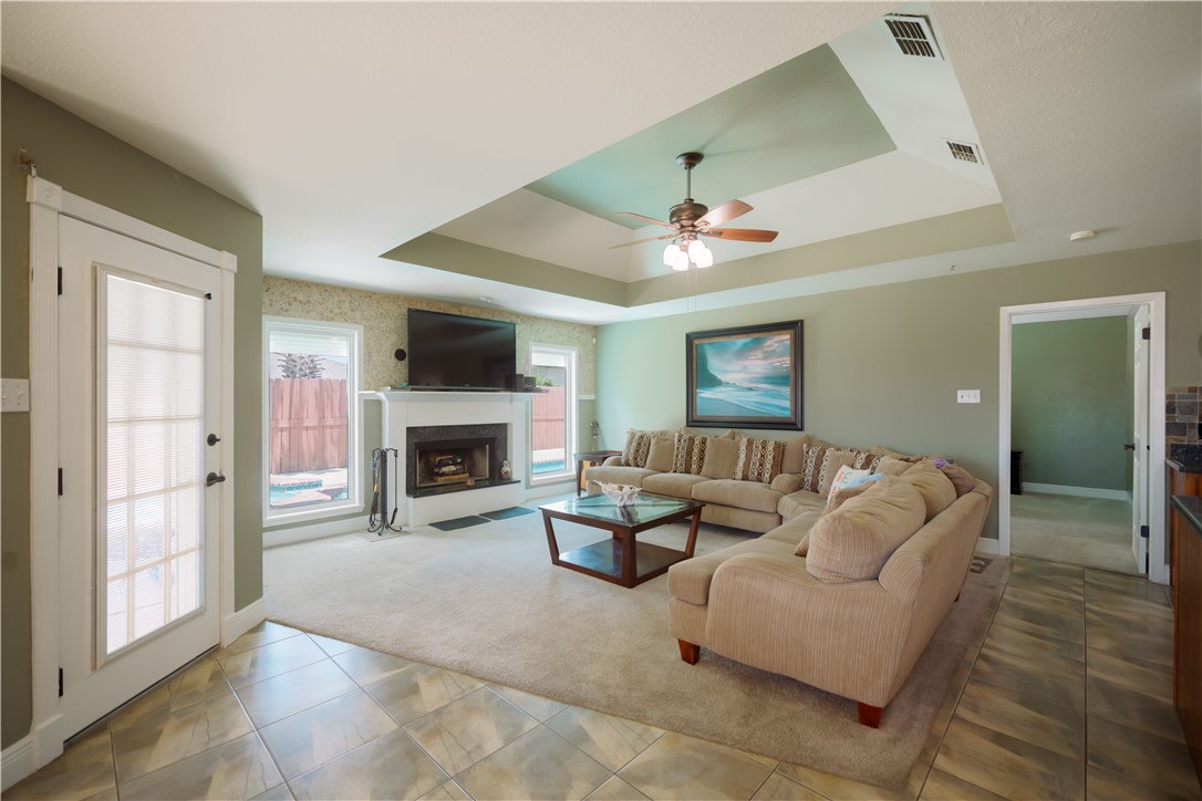 14965 Schooner Dr Property Photo 6