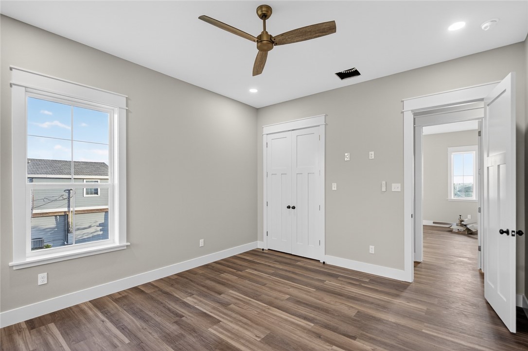 130 W Glen Oak Property Photo 30