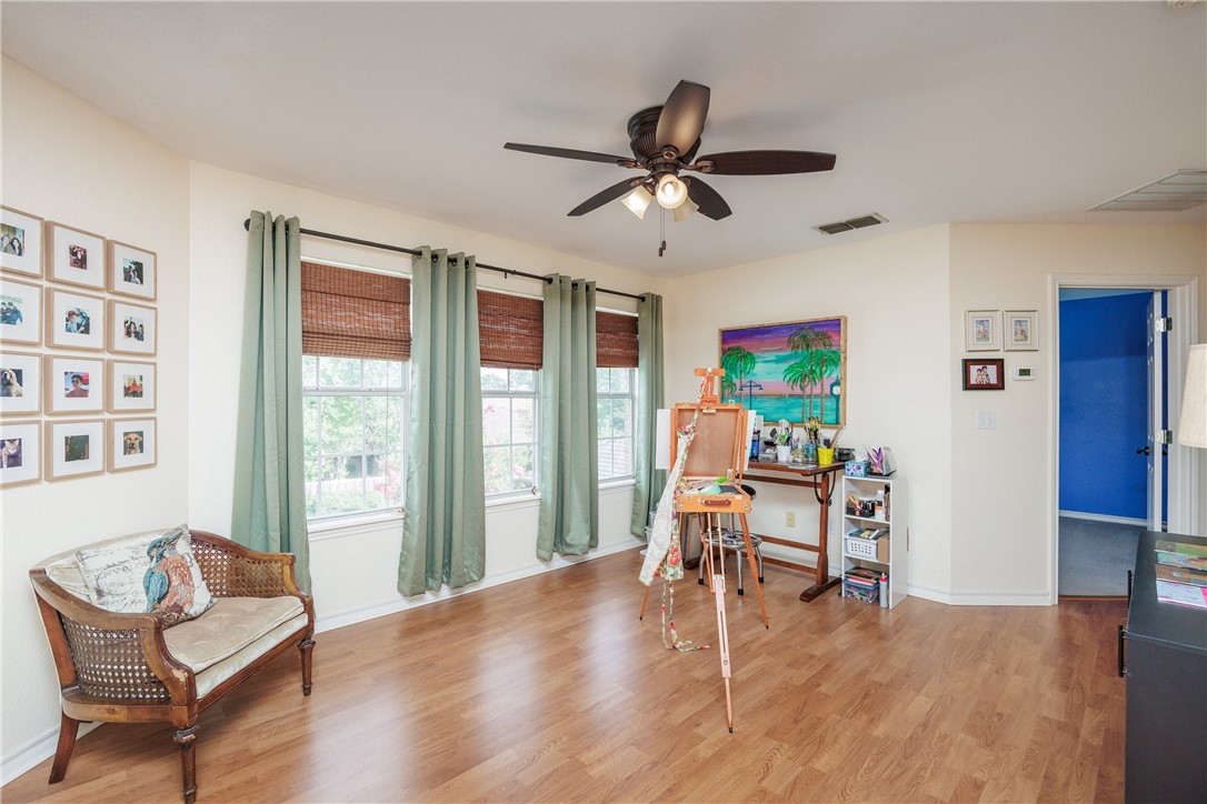 7501 Lourdes St Property Photo 22