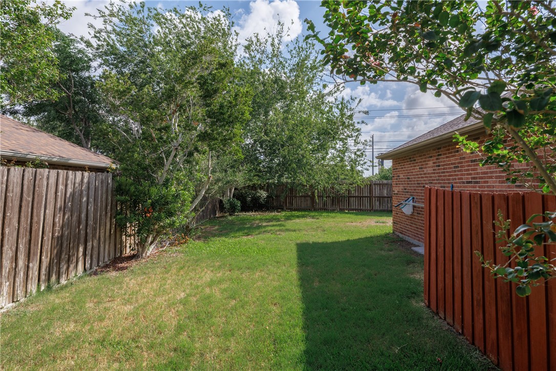 7501 Lourdes St Property Photo 38