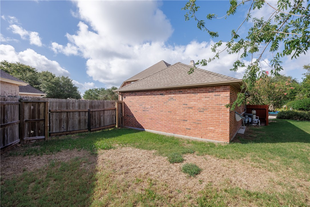 7501 Lourdes St Property Photo 39