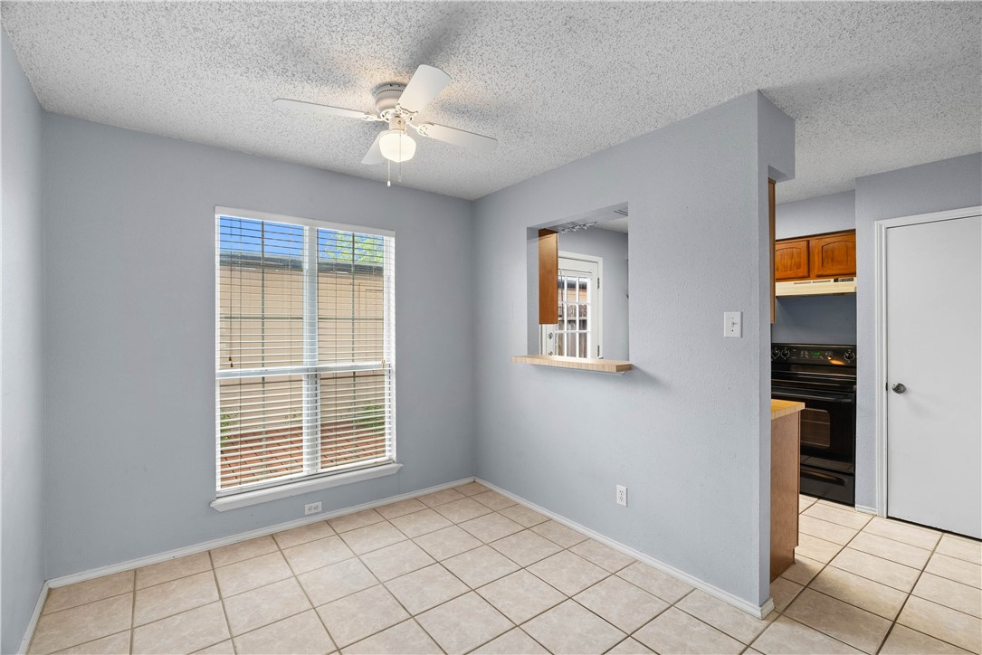 6702 Everhart W105 Property Photo 5