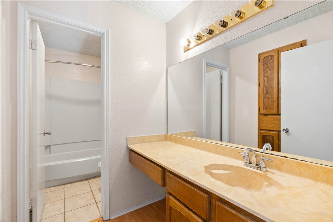 6702 Everhart W105 Property Photo 8