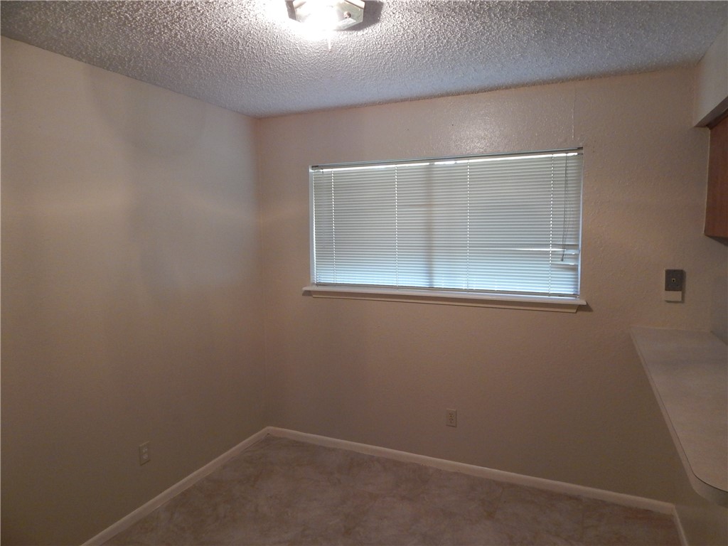 11617 Agua Dulce #b Property Photo 4