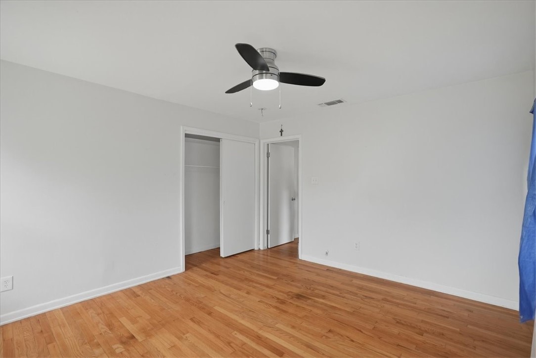 1049 Deforrest St Property Photo 15