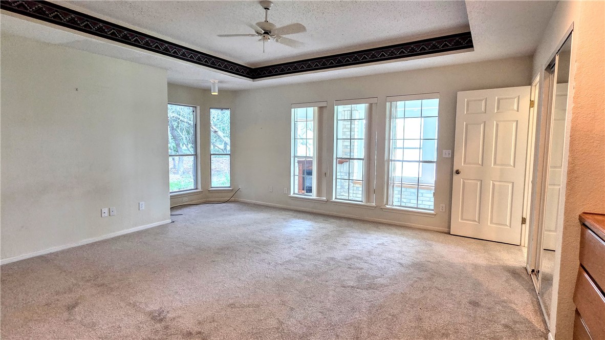409 Champions Dr Property Photo 19