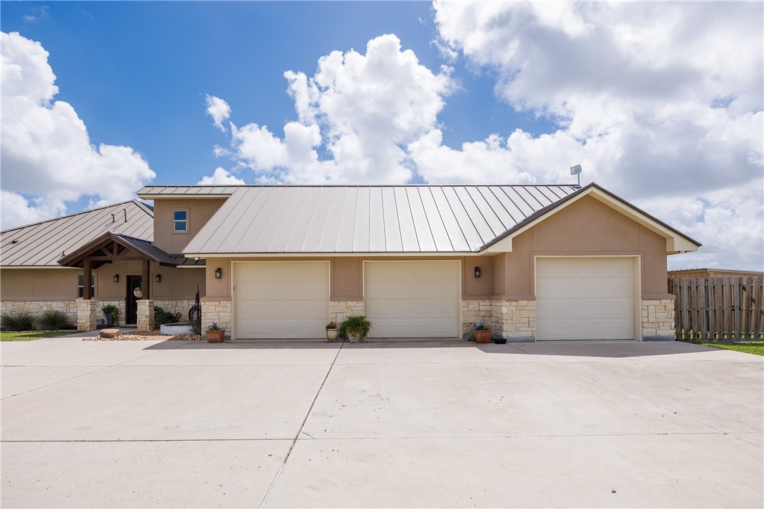 6702 Digger Property Photo 3