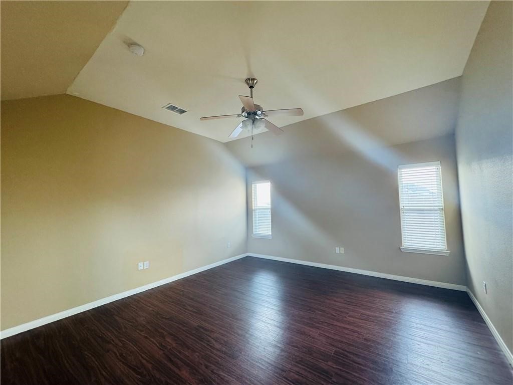 7541 Exeter Ct Property Photo 10