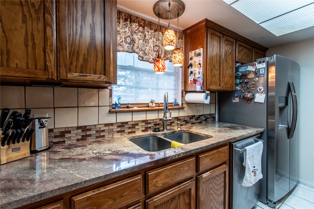 3629 Panama Dr Property Photo 9