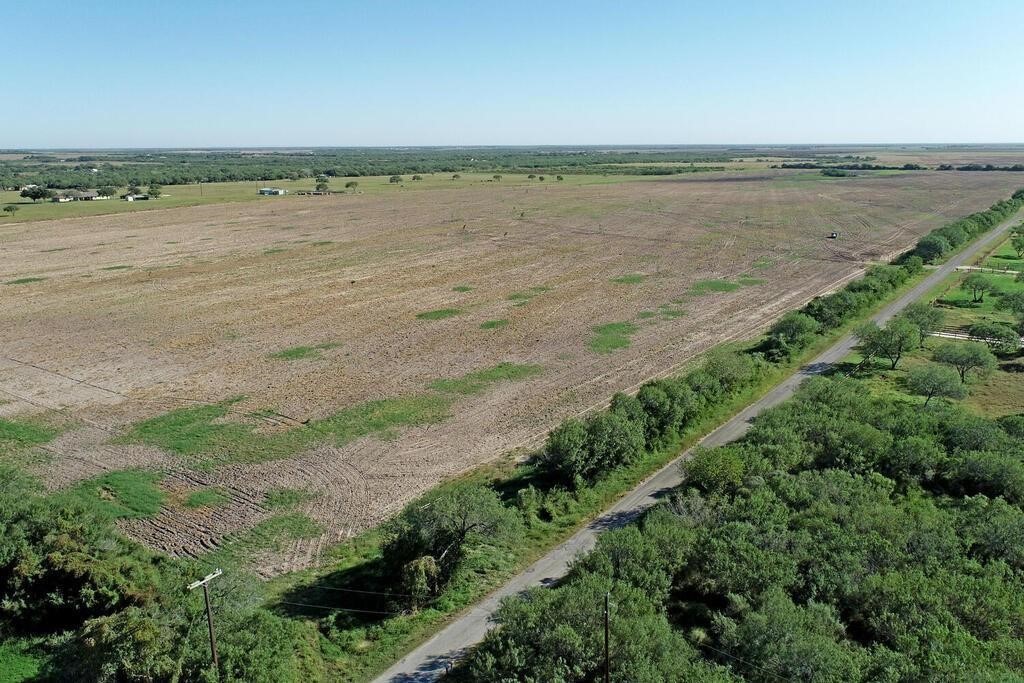 Tract H Cr 2215 Property Photo 2