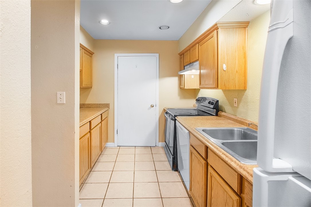 477891 Property Photo 12