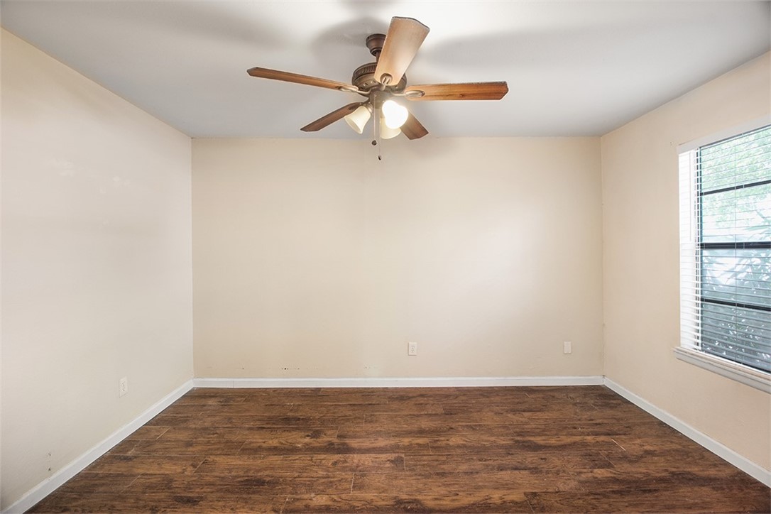 477891 Property Photo 18