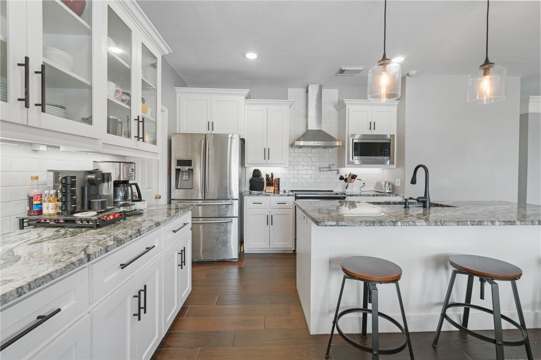 6726 Dungeoness Dr Property Photo 10