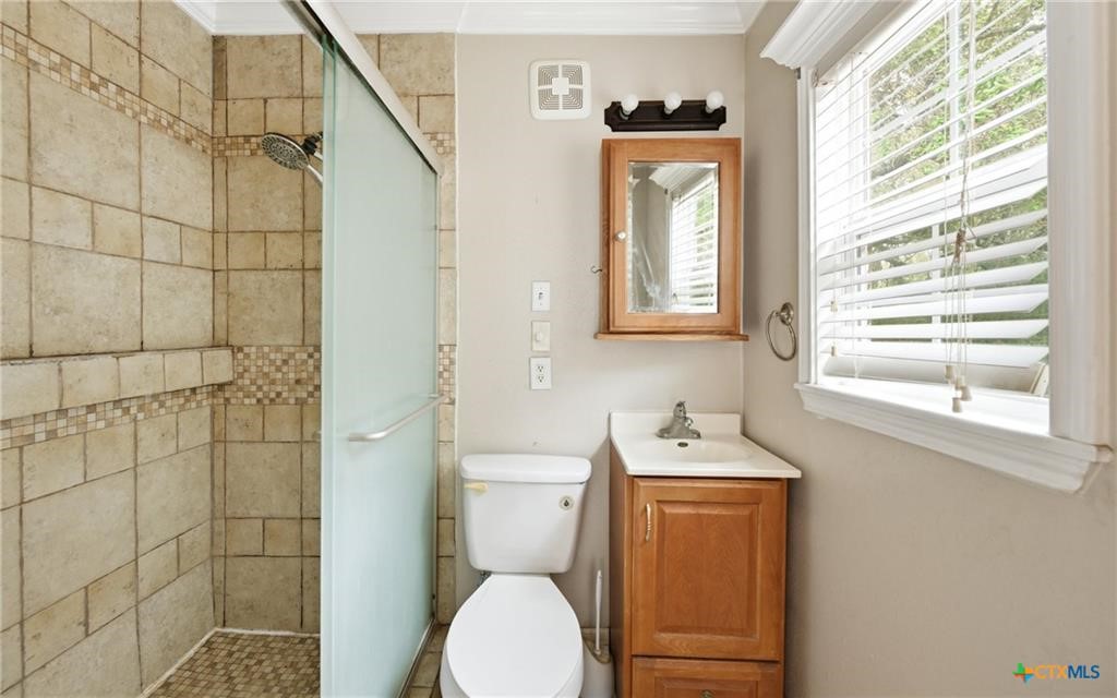2597 Danforth Lane Property Photo 10
