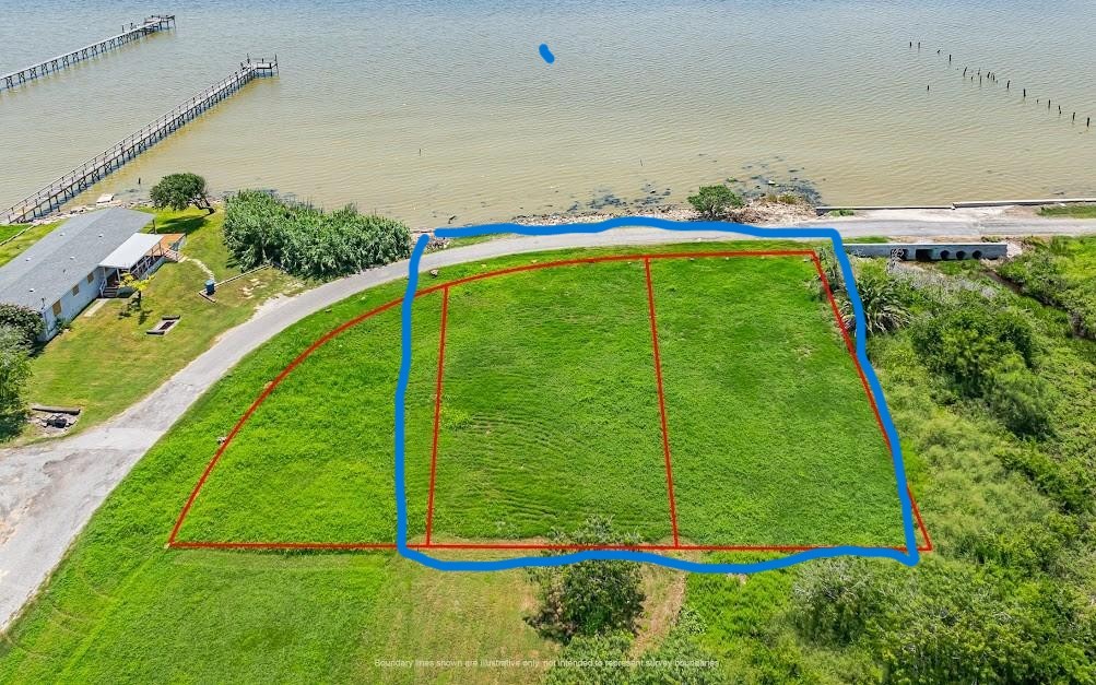 627&629 Copano Dr Property Photo 1