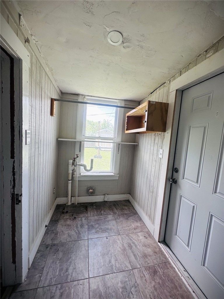 542 Mcintyre Ave Property Photo 12