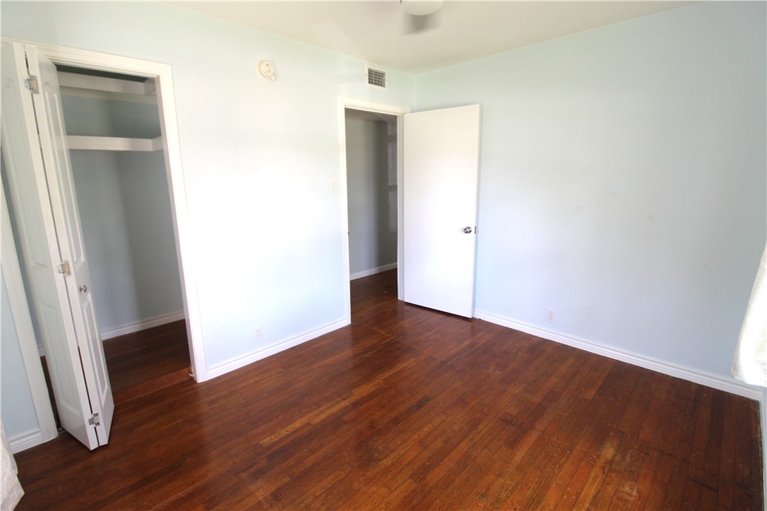 519 Field Ave Property Photo 17