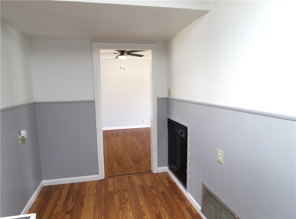 519 Field Ave Property Photo 25