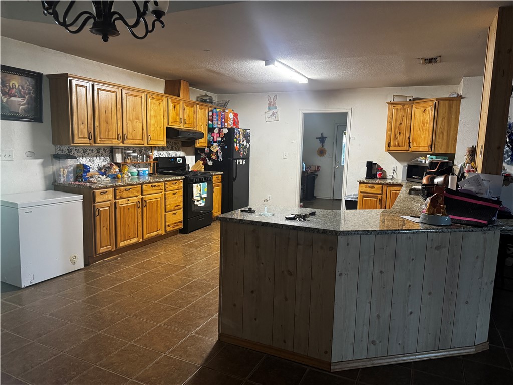 169 Zaragosa Property Photo 5