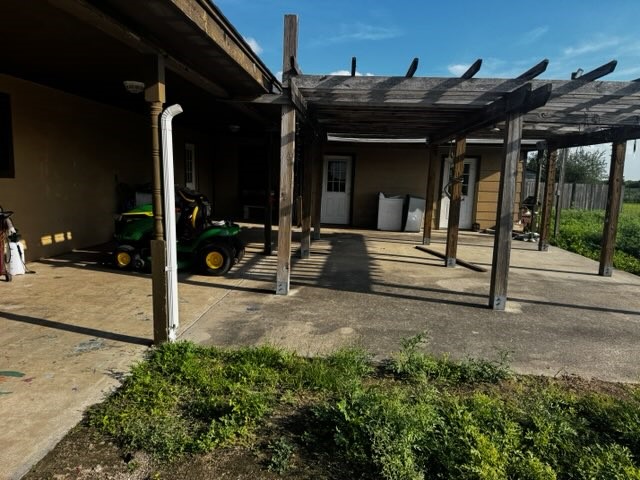 169 Zaragosa Property Photo 14