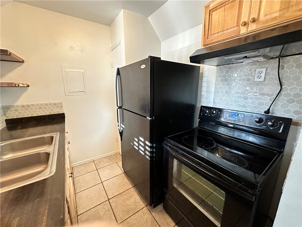 7122 Premont Dr E-103 Property Photo 7