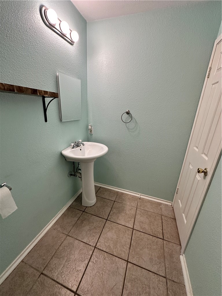 7122 Premont Dr E-103 Property Photo 17