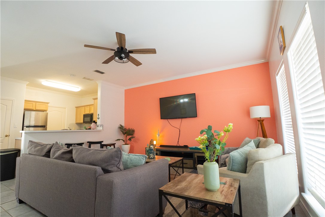 15110 Leeward Dr 103 Property Photo 2