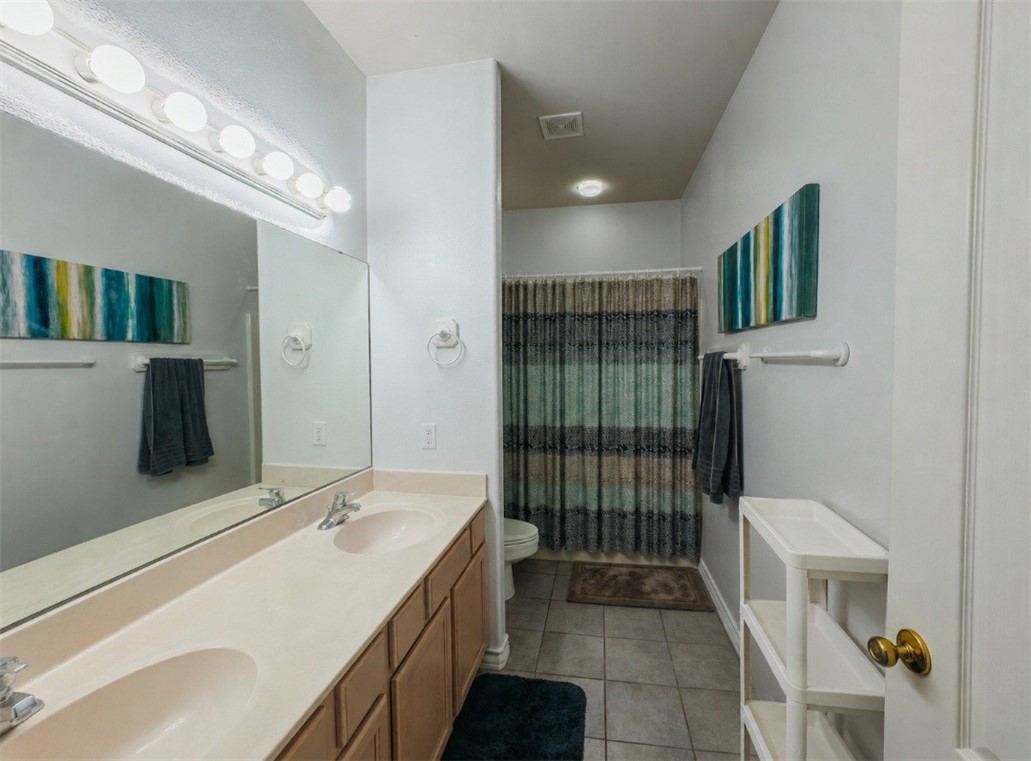 15110 Leeward Dr 103 Property Photo 7