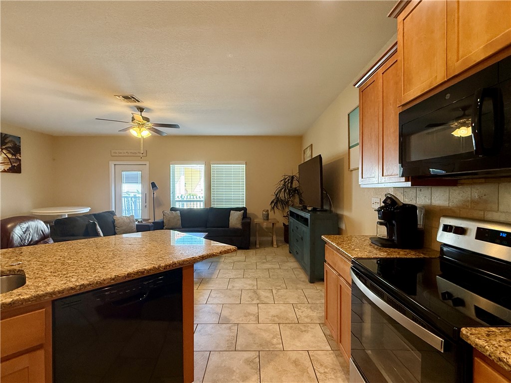 14878 Granada Dr 504 Property Photo 6