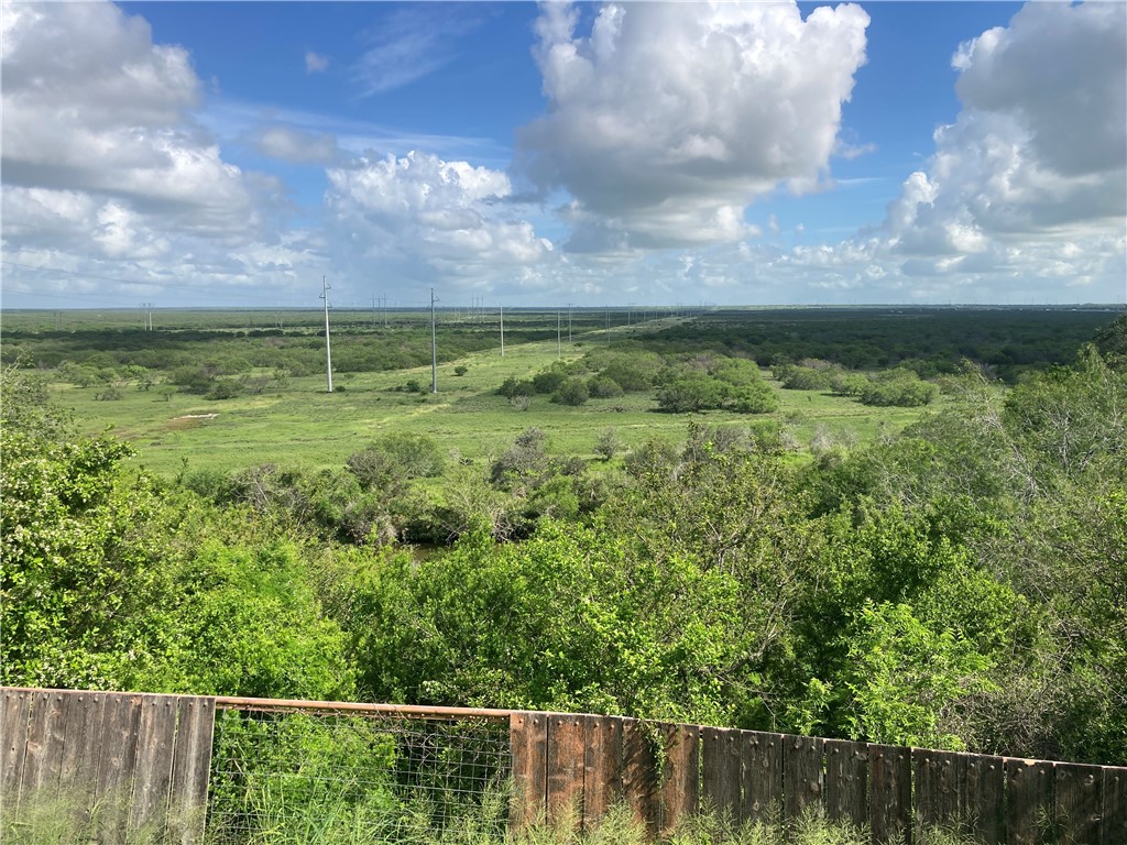13729 River Forest Dr Property Photo 2
