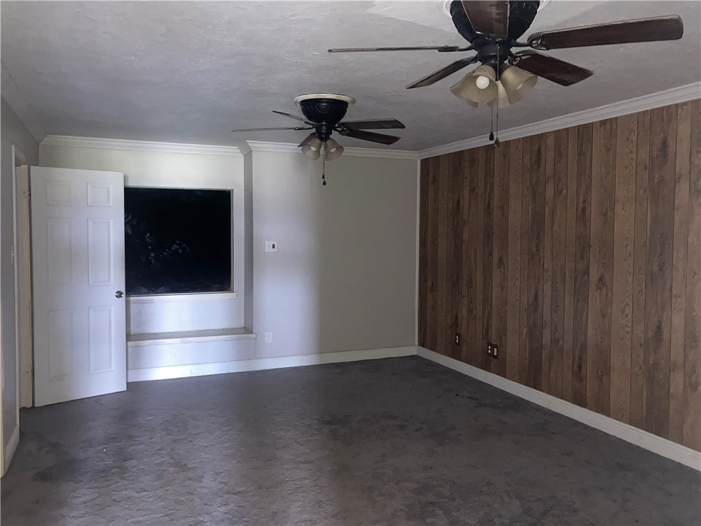 13729 River Forest Dr Property Photo 8