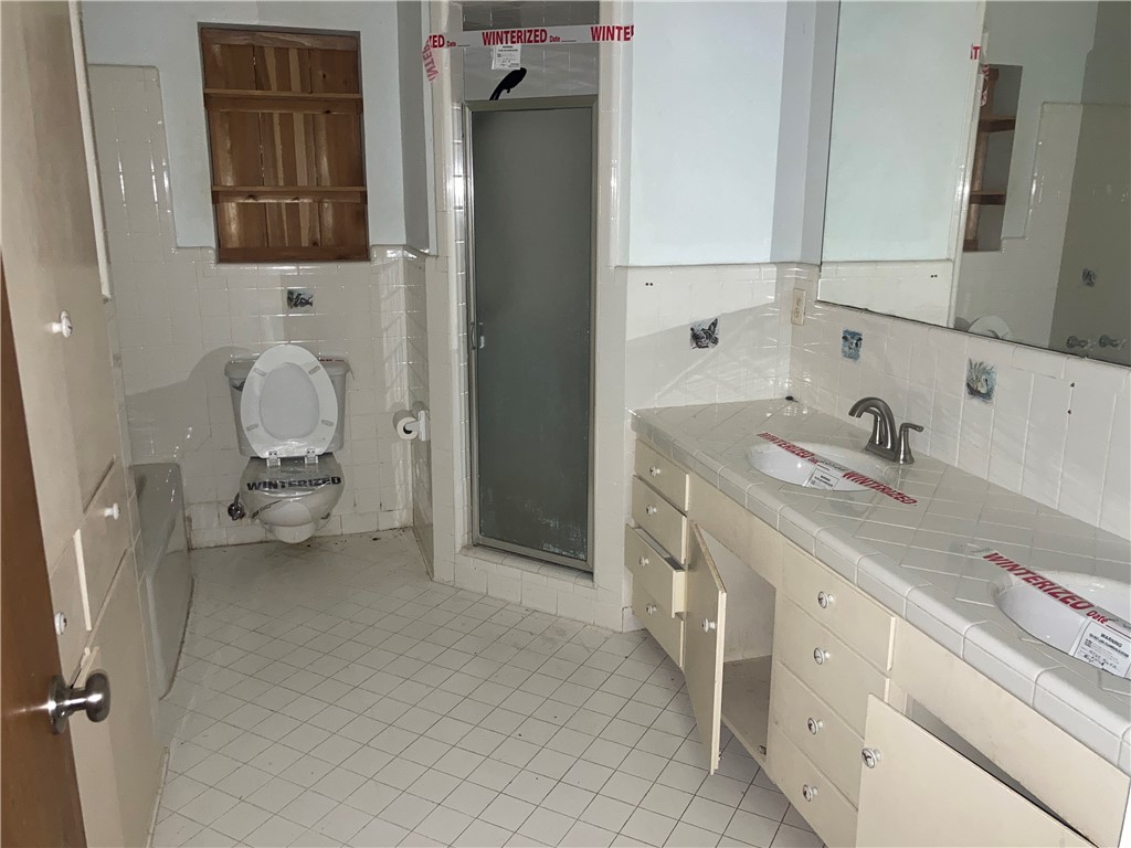 13729 River Forest Dr Property Photo 13