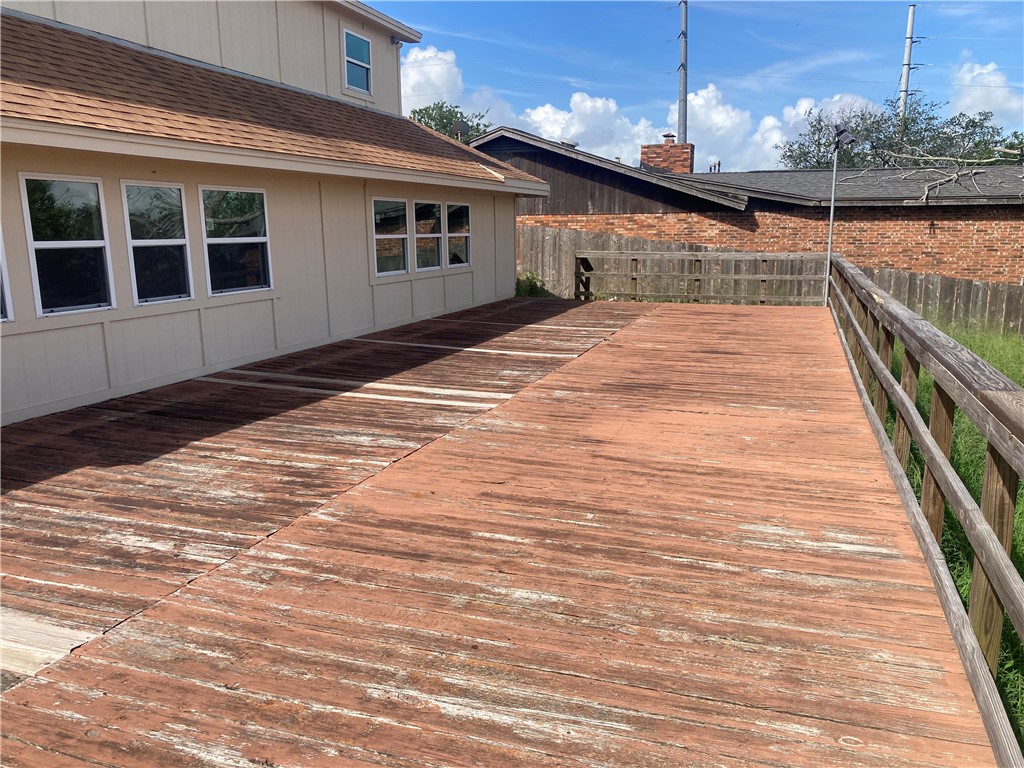 13729 River Forest Dr Property Photo 16
