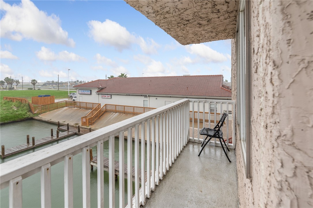 14428 Compass St 201 Property Photo 31