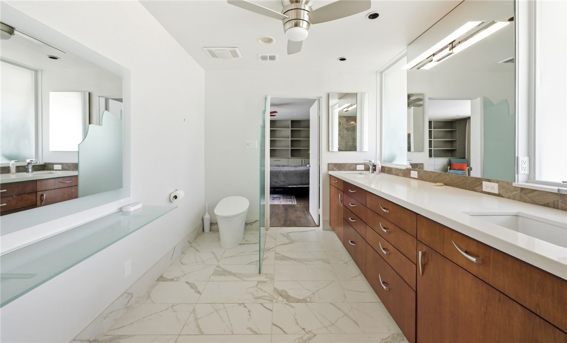 2011 Ocean Dr Property Photo 23
