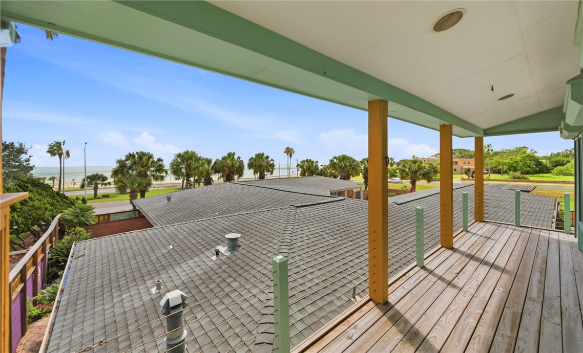 2011 Ocean Dr Property Photo 33