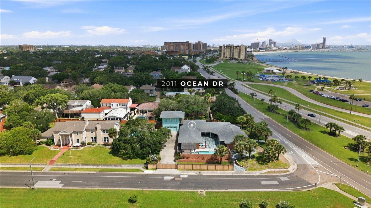 2011 Ocean Dr Property Photo 36