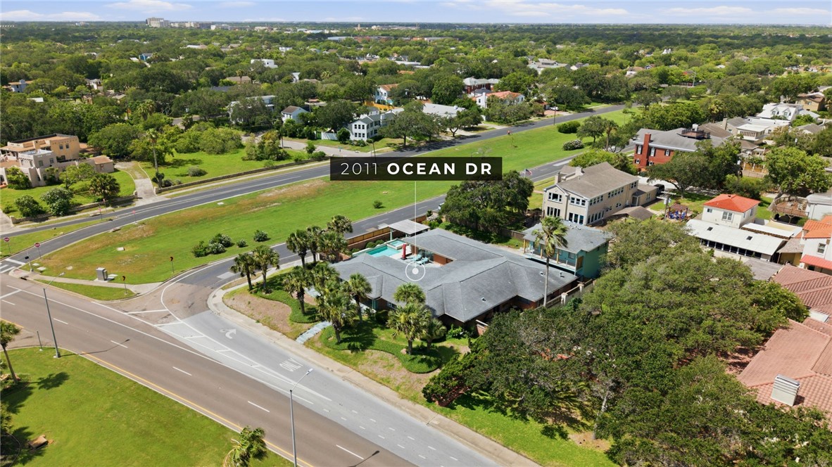 2011 Ocean Dr Property Photo 38