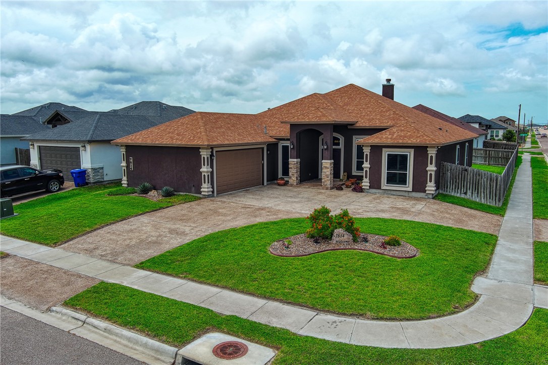 7814 Superman Dr Property Photo 3