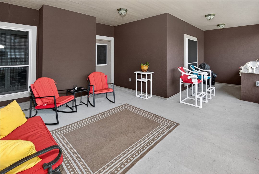 7814 Superman Dr Property Photo 27