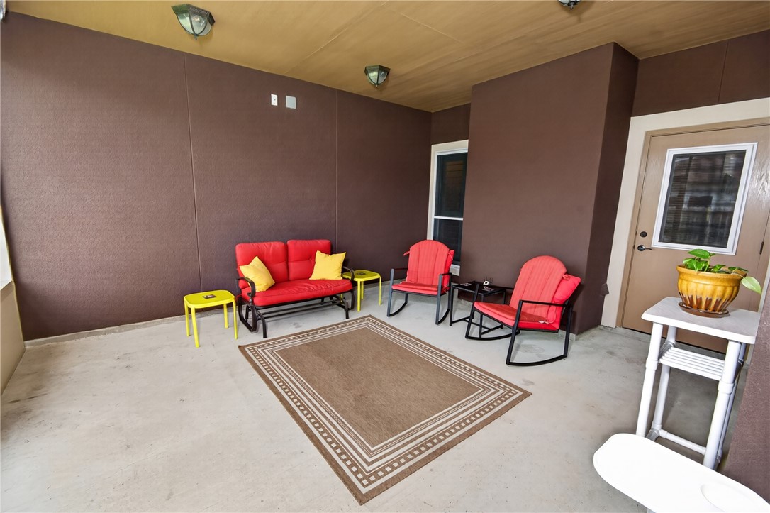 7814 Superman Dr Property Photo 29