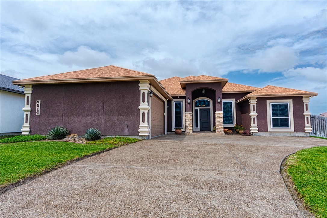 7814 Superman Dr Property Photo 38