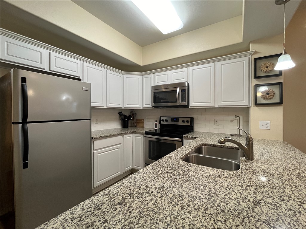 15128 Dory Dr Property Photo 5